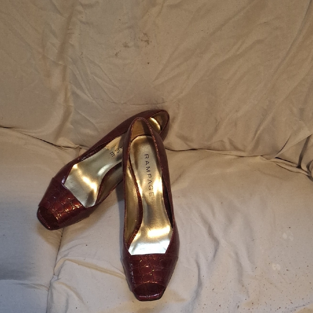 Rampage Women's Deep Red Heels